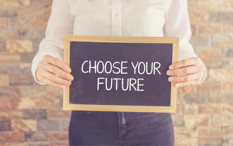 Align with your goals; achieve goals; choose your future; reach your goals; achieve your goals